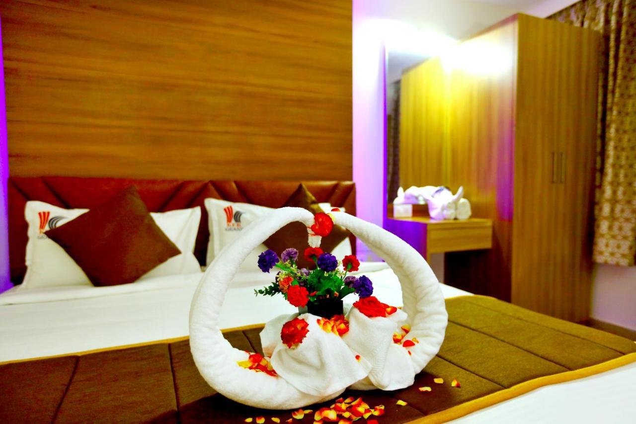 Hotel Kek Grand Park Ченнаи Экстерьер фото